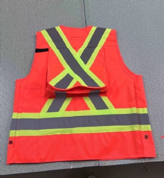  arpenteur vest (customized)	